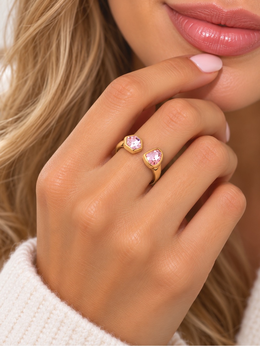 18K Gold Rose Quartz Ring